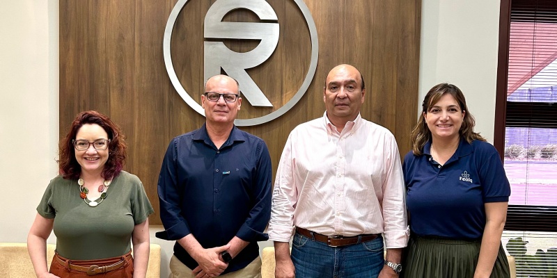 https://fealq.org.br/com-foco-em-inovacao-fealq-firma-parceria-com-a-sociedade-rural-do-parana/