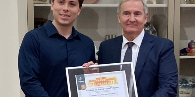 https://fealq.org.br/fealq-entrega-premio-alexandre-von-pritzelwitz-a-aluno-da-esalq-usp/